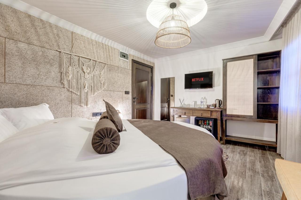 Parna Hotel Cunda Rom bilde