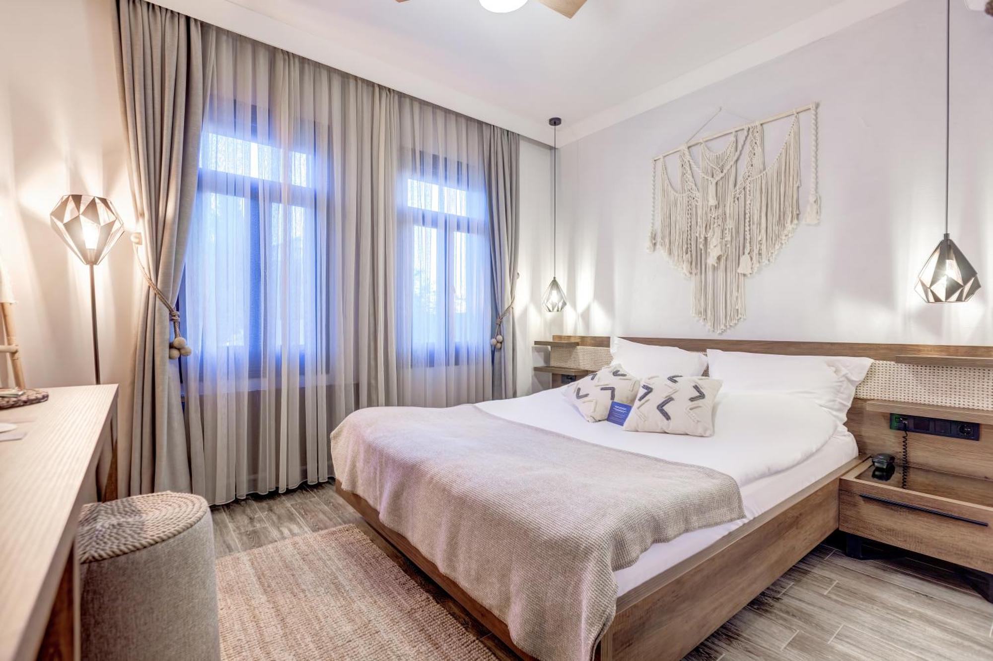 Parna Hotel Cunda Rom bilde