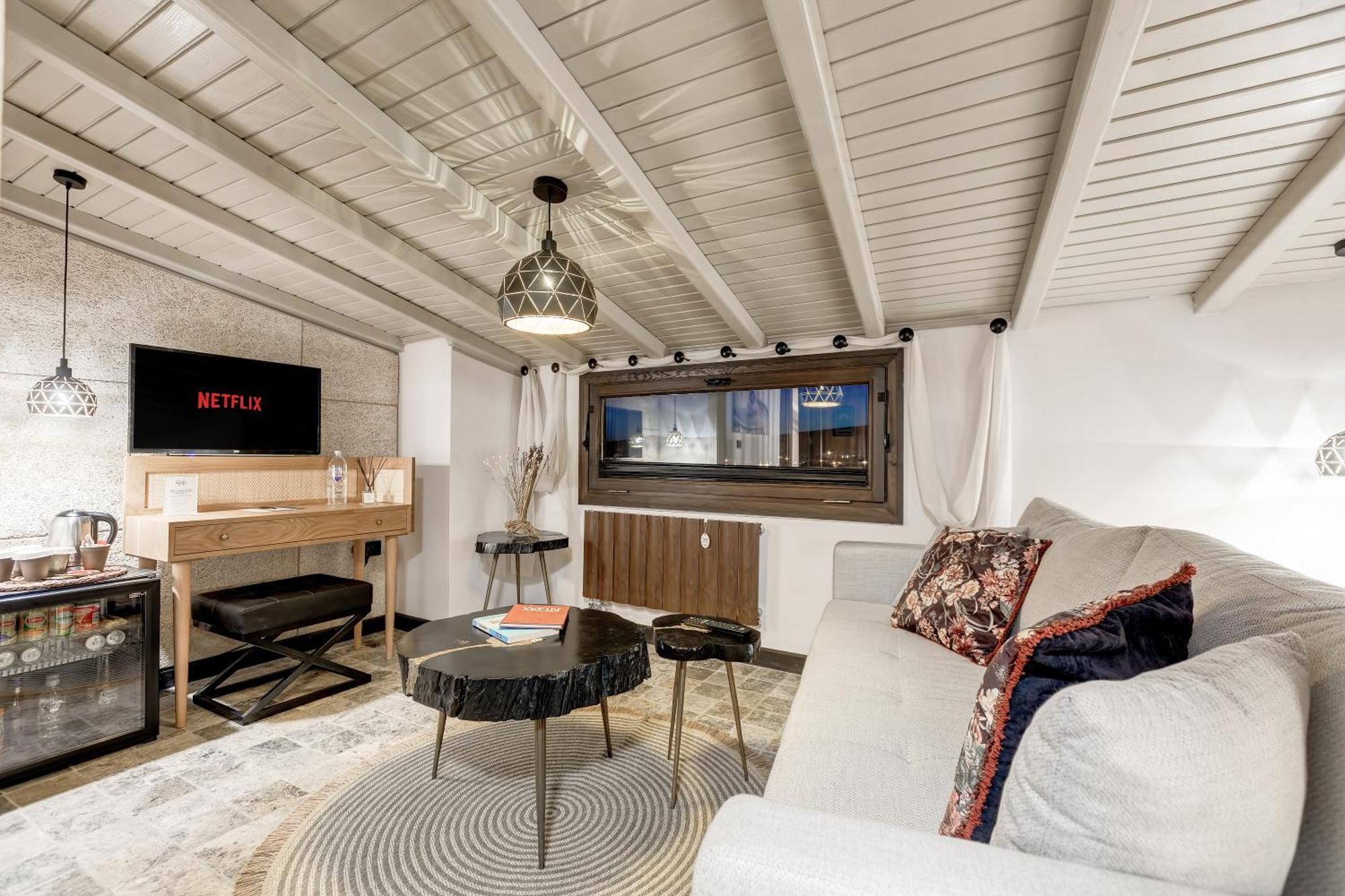 Parna Hotel Cunda Rom bilde